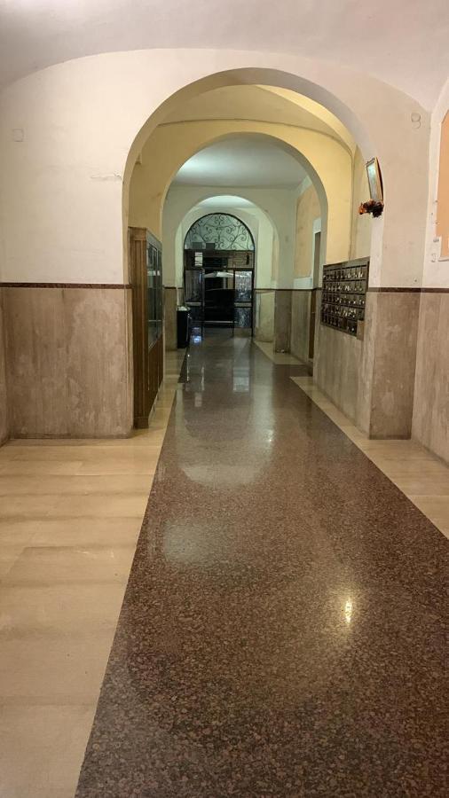 Roma Termini Tina Ya B&B Exterior foto