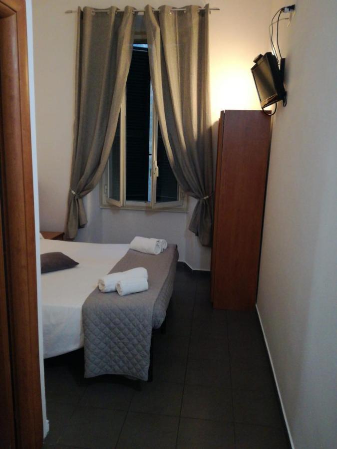 Roma Termini Tina Ya B&B Exterior foto